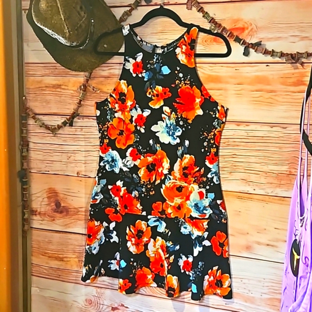 NWOT "DEREK🩶HEART" FLORAL SUMMER RACERBACK SLEEVELESS DRESS! ~LARGE